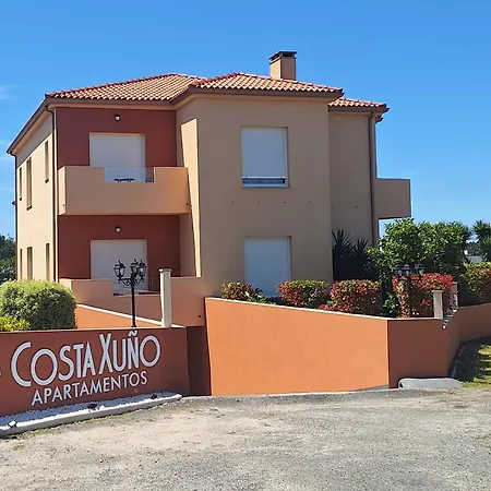 Costa Xuno *